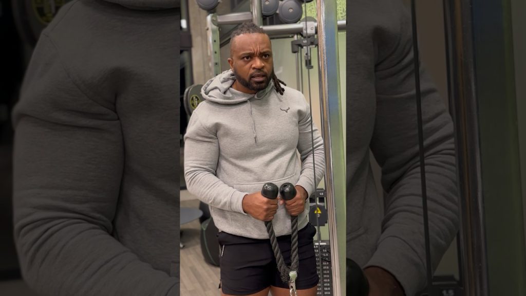 When you go to A Gym in the Hood which city is this Gym  #shorts #viral #comedy