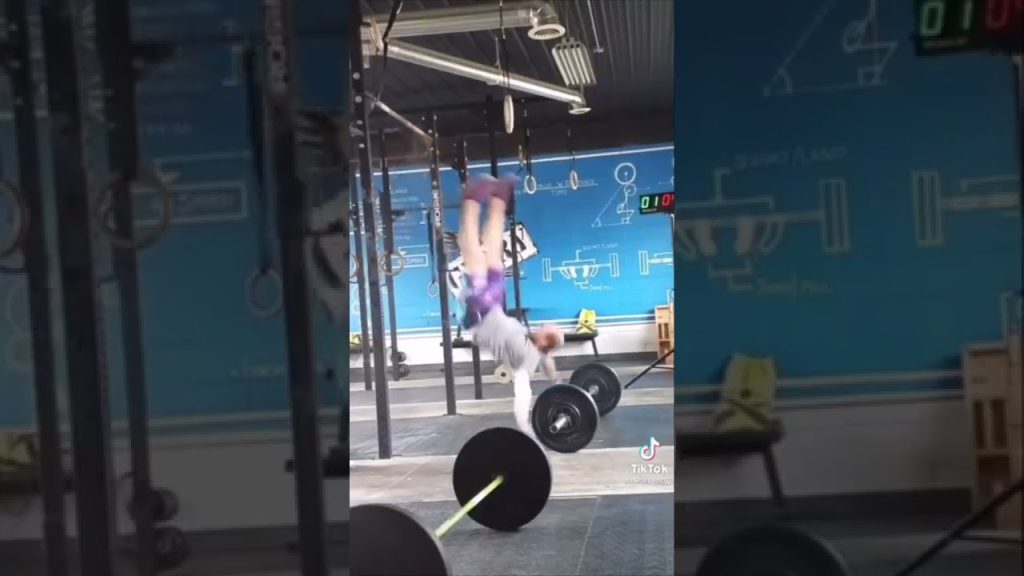 POV: Walking into crossfit gym for the first time