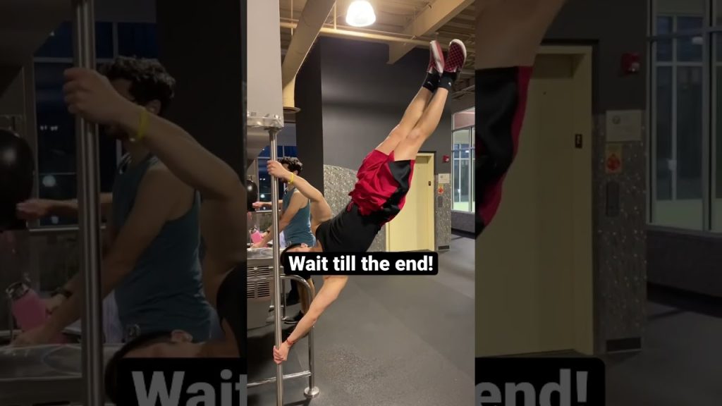 Pushing thru injury #calisthenics #crossfit #gym #bodybuilding #handstandworkout #gymnast #humanflag