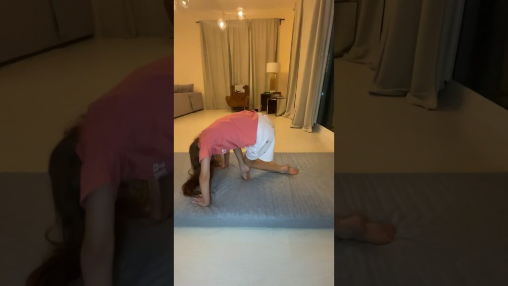 Stretching exercises in gymnastics