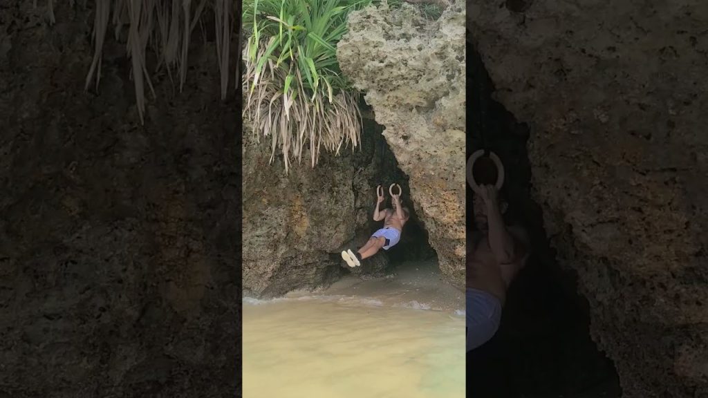 Front Lever Raises in a Cave | Calisthenics | Gymnastics Rings Workout | Front Lever Progression