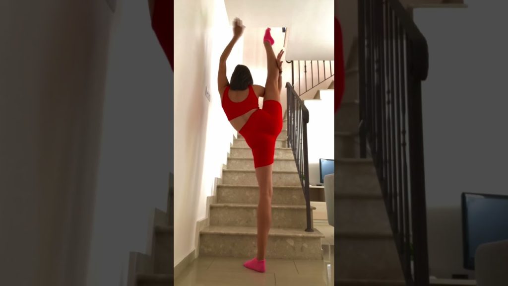 Gymnastics photo / gymnastics exercises / Lera the gymnast #gymnast #split #shorts