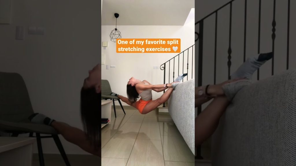 Gymnastics exercises / stretching exercises / over splits / Lera the gymnast #shorts #gymnast