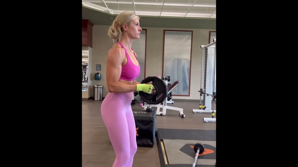 Crossfit Building Workout  #fitness #crossfit #gym #workout #gymlover #legday #glutes #biceps