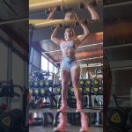 Woman Upper Body Workout  #fitness #crossfit #gym #gymlover #workout #legday #glutes #shorts #abs