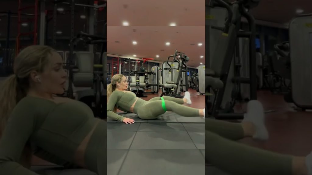 Band Leg Day Workout at Dubai  #fitness #crossfit #gym #workout #gymlover #legday #glutes #booty