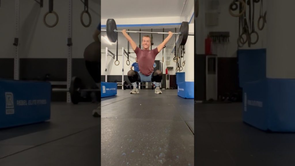 Snatches ‍️ #crossfit #gym #weightlifting