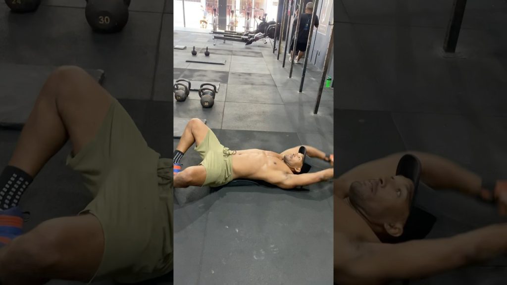 Sit-up #crossfit #gym