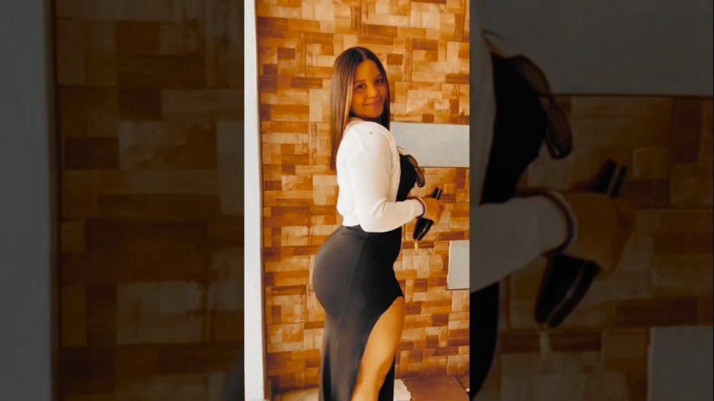Columbian Model Glutes Transformed  #fitness #crossfit #model #gymlover #legsday #glutes #latino